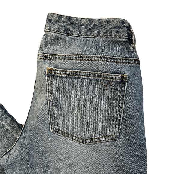 {MICHAEL KORS} Size 4 Boot-cut studded MK Back Pocket Light Blue Denim Blue Jean - Picture 2 of 12